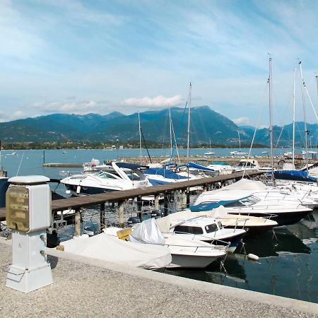 Apartment Rosa By Interhome Manerba del Garda Eksteriør billede