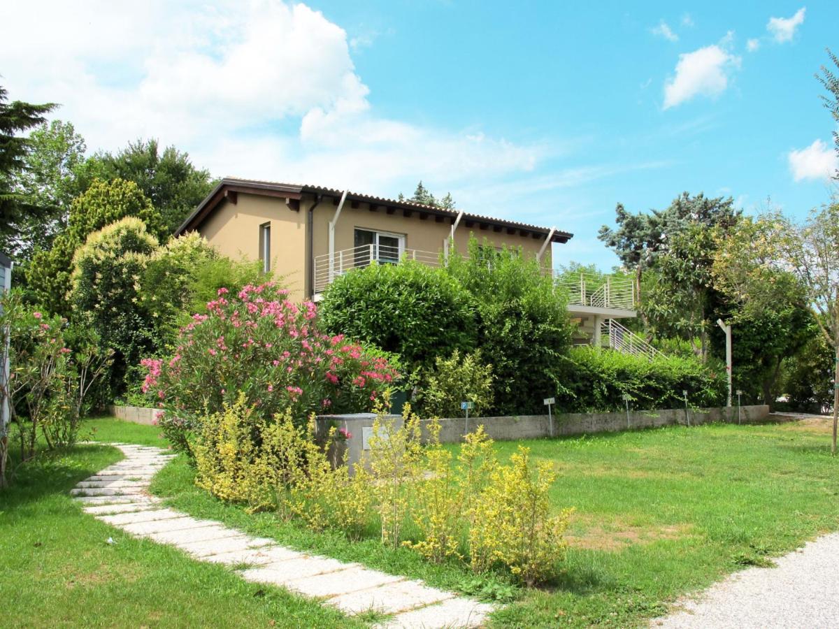 Apartment Rosa By Interhome Manerba del Garda Eksteriør billede