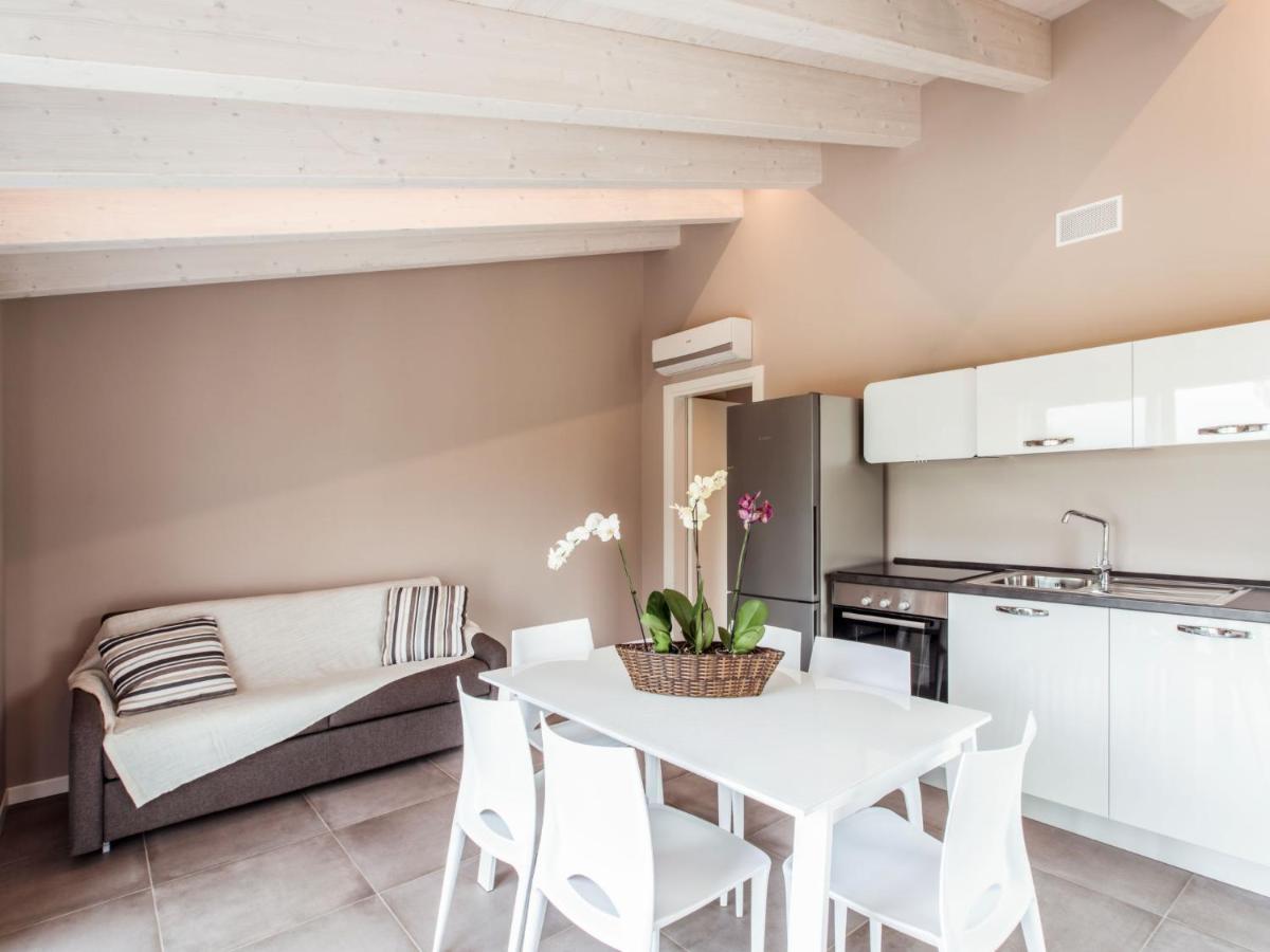 Apartment Rosa By Interhome Manerba del Garda Eksteriør billede