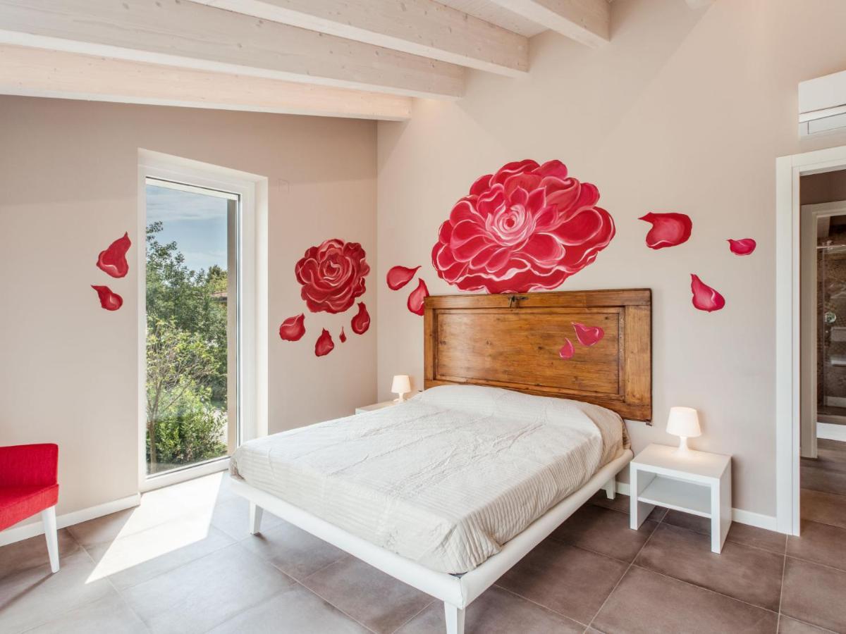 Apartment Rosa By Interhome Manerba del Garda Eksteriør billede