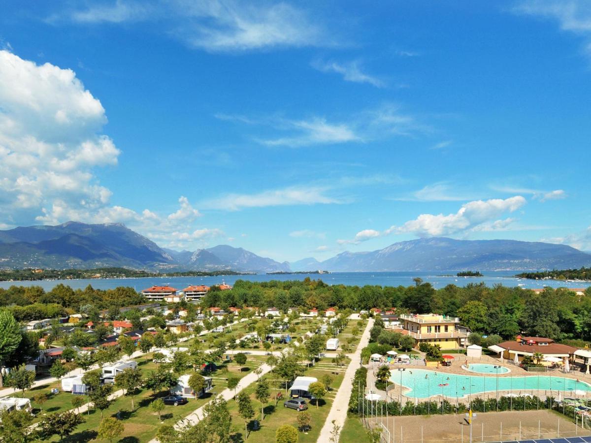 Apartment Rosa By Interhome Manerba del Garda Eksteriør billede