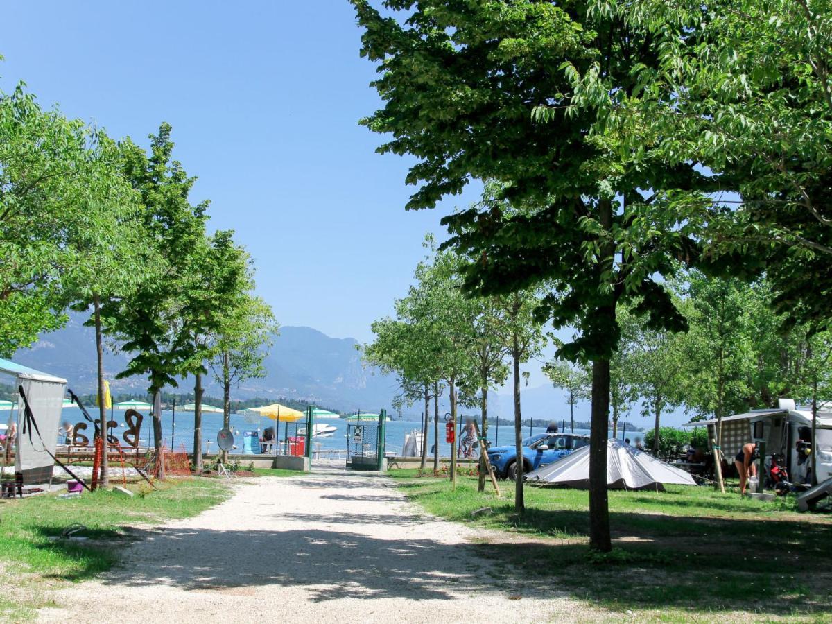 Apartment Rosa By Interhome Manerba del Garda Eksteriør billede